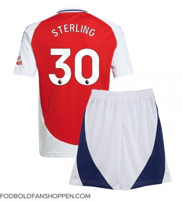 Arsenal Raheem Sterling #30 Hjemmebanetrøje Børn 2024-25 Kortærmet (+ Korte bukser)